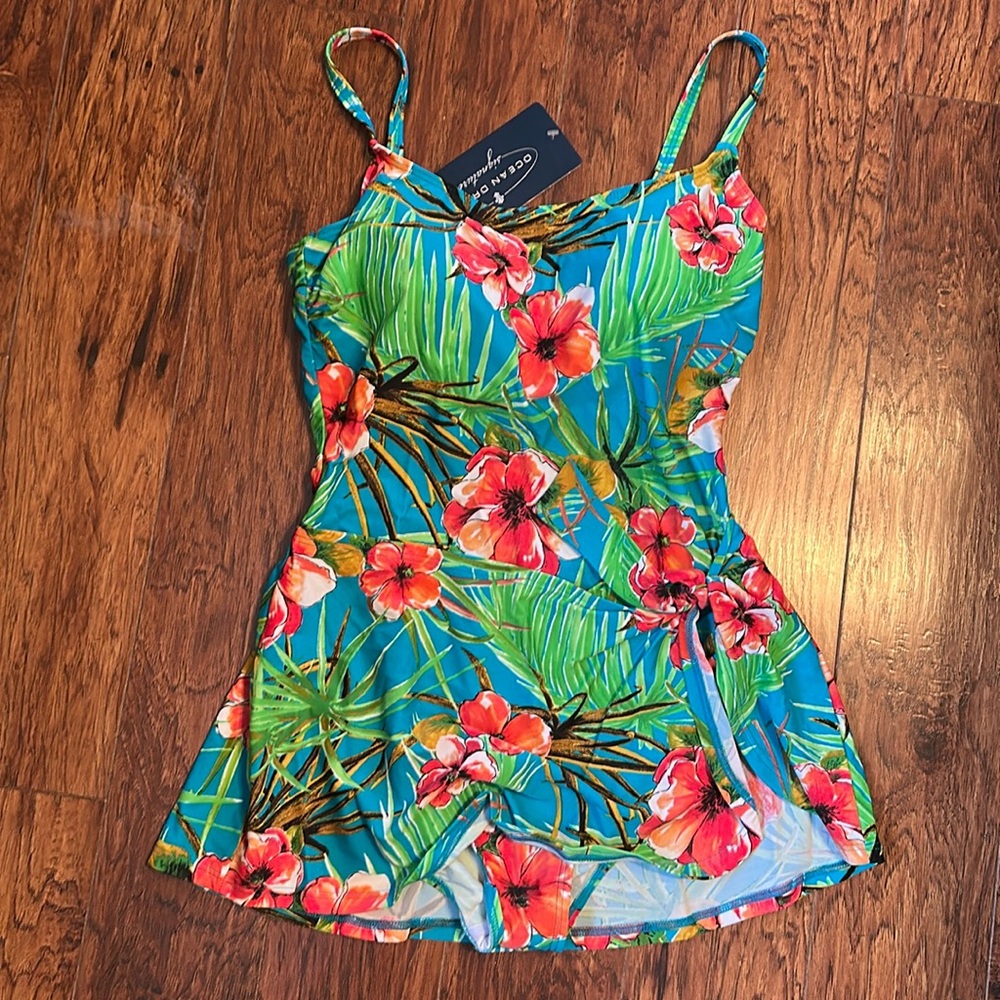 NWT one piece tropical swimsuit with attached skirt